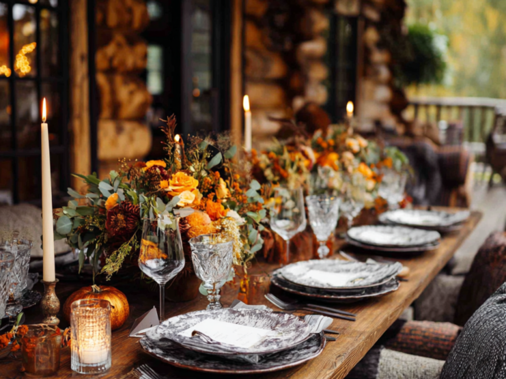 soufiane08552_Stylish_Fall_Party_Decor_Ideas_for_Cozy_Autumn_Ga_b288ccc4-9536-4d92-b378-b3999d2b94de