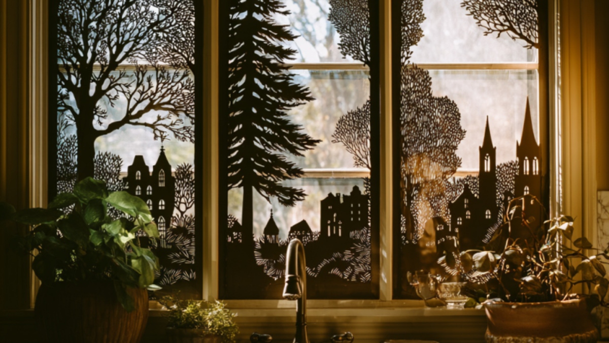 soufiane08552_Window_Silhouette_Decor_fc6bc080-2eb6-43e0-beee-2d7ae37480d3