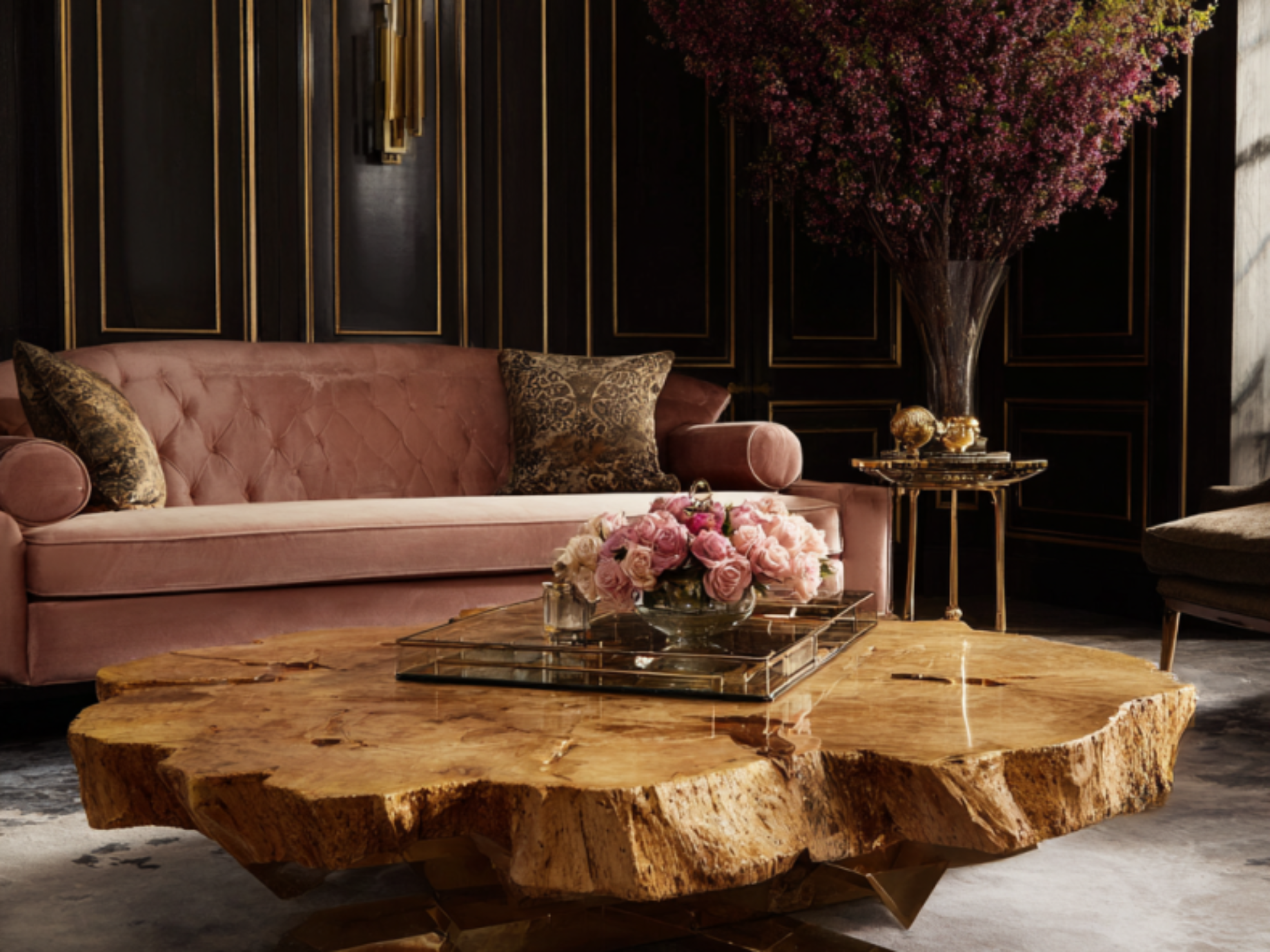 soufiane08552_Handcrafted_Vintage_Coffee_Tables_to_Elevate_Your_bd666679-ef0a-49ca-8759-5e1163cb9b3f