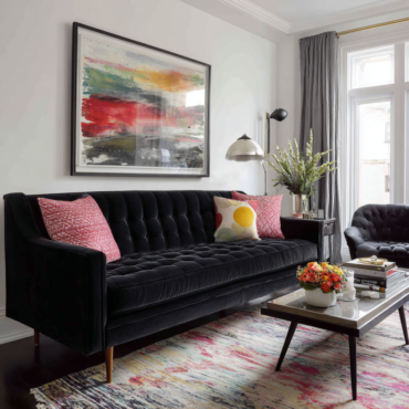 soufiane08552_Modern_Living_Room_Ideas_with_a_Chic_Black_Sofa_d5bfb1da-7861-4ed4-b2e1-85efd3c2b023