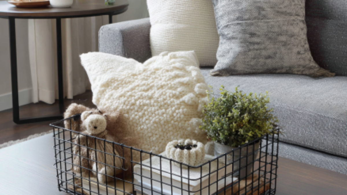 soufiane08552_Creative_Wire_Basket_Ideas_for_Your_Home_c40f9f5c-b521-4738-9d21-093873a8b58f